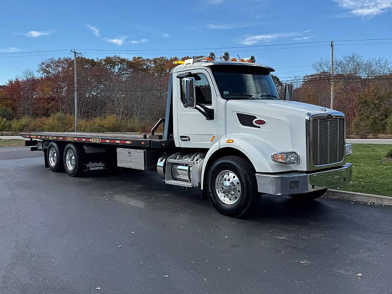 2017 Pete 567 (Key# 5224) 1